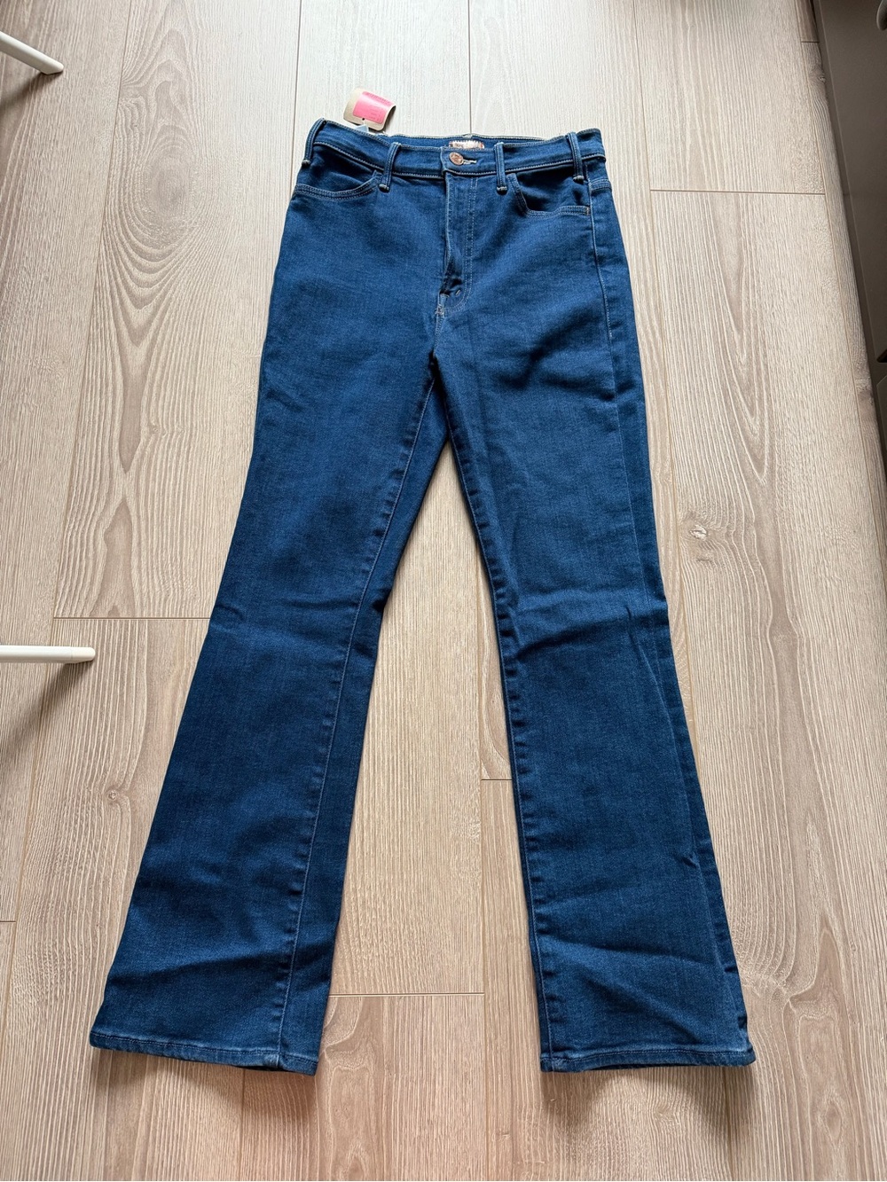 MOTHER The Hustler Ankle Jeans in Coloring Outside The Lines bright indigo flare - Picture 2 of 9